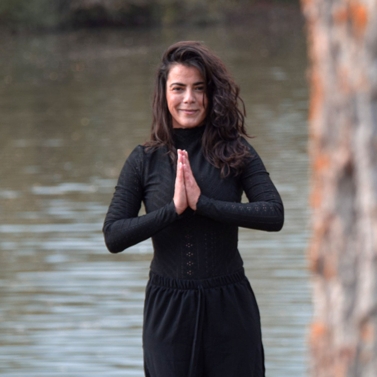 cindy ferreira enseigne yoga